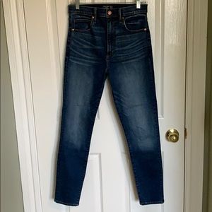 Abercrombie & Fitch High Rise jeans. Size 29/8R